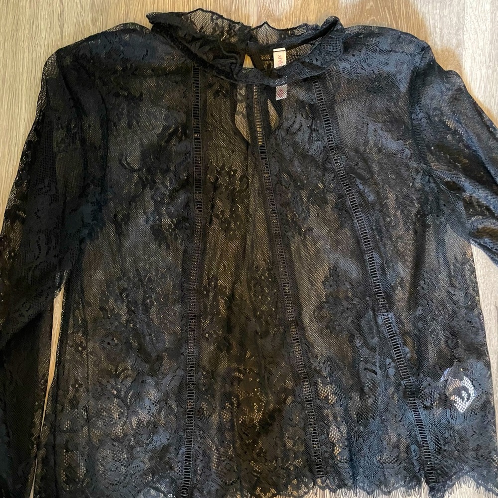 Black lace. Target. Medium